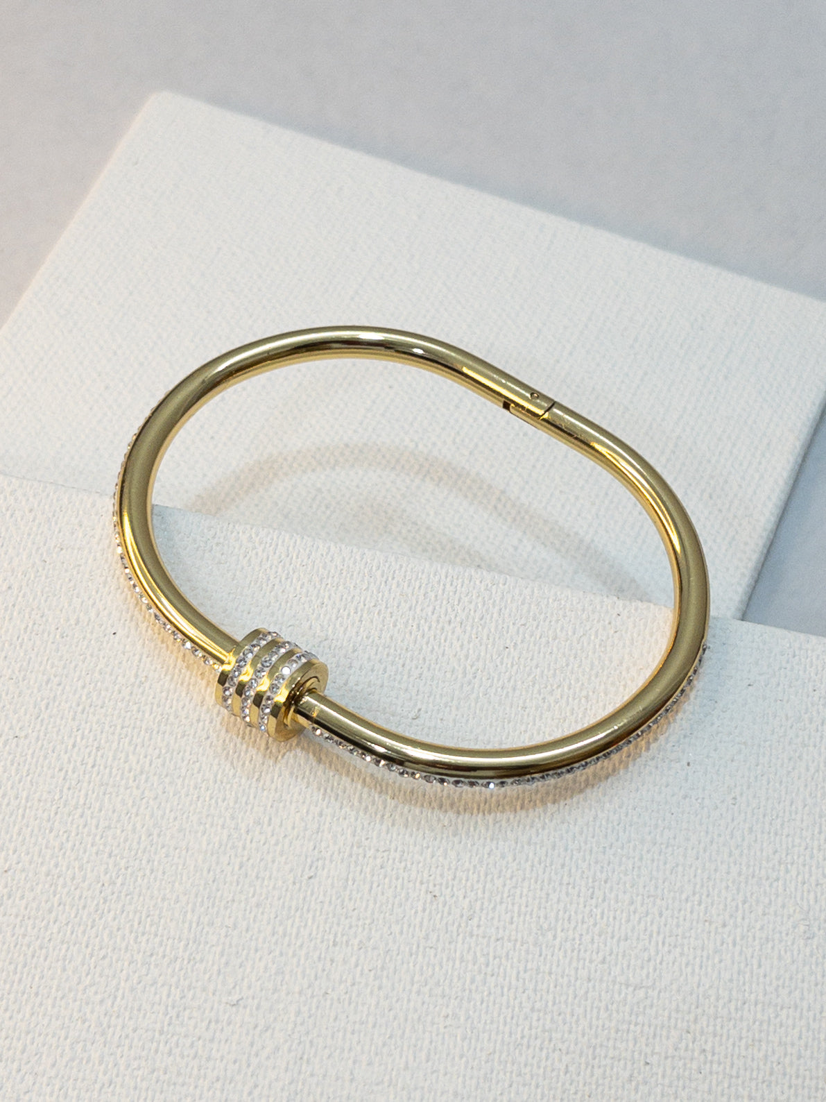 Zircon Diamond cuff Bracelet